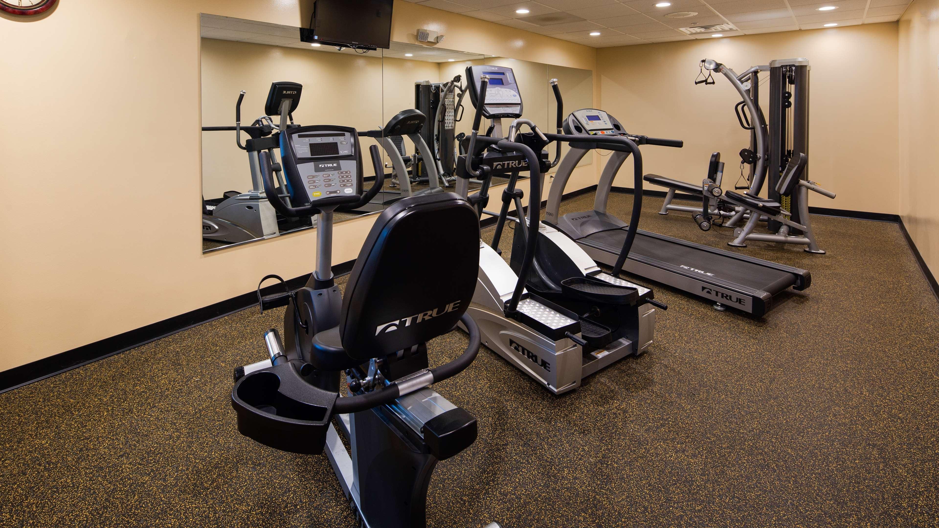 Best Western Plus Finger Lakes Inn & Suites Кортленд Экстерьер фото